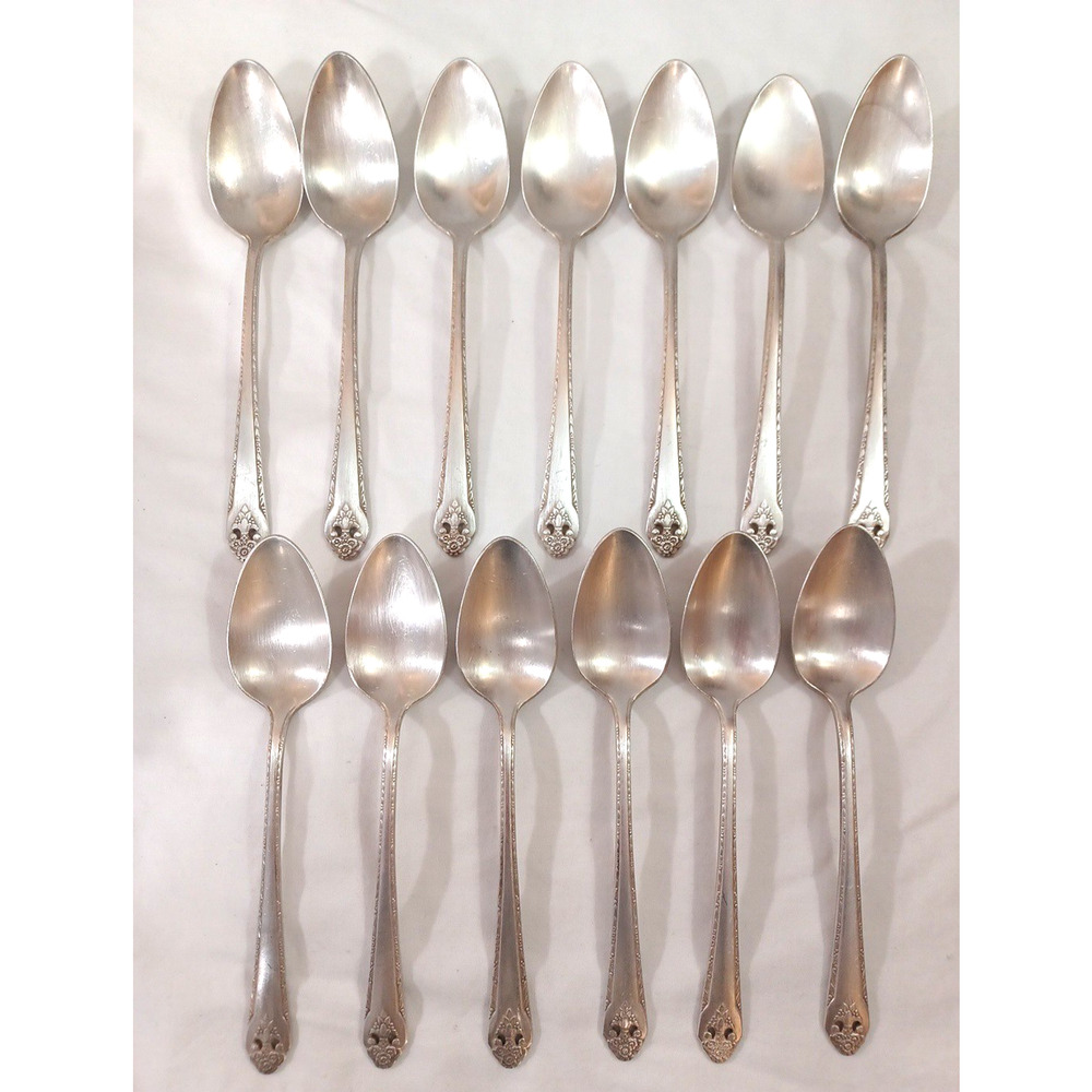 Holmes Edwards 13 VTG Lovely Lady 6" Teaspoons Inlaid Silverplate Flatware 1937